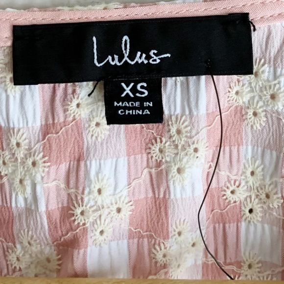Lulu’s Patio Cutie Light Pink Gingham Embroidered Tie-Front Top NWT XS - Picture 3 of 8